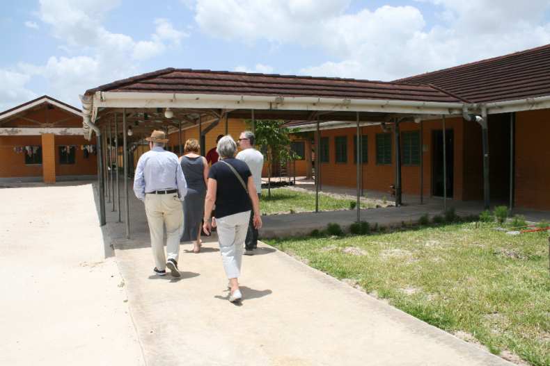 Bezoek in het kinderdorp in Mkuranga
