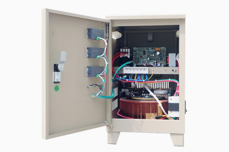 Voltage regulator (AVG)